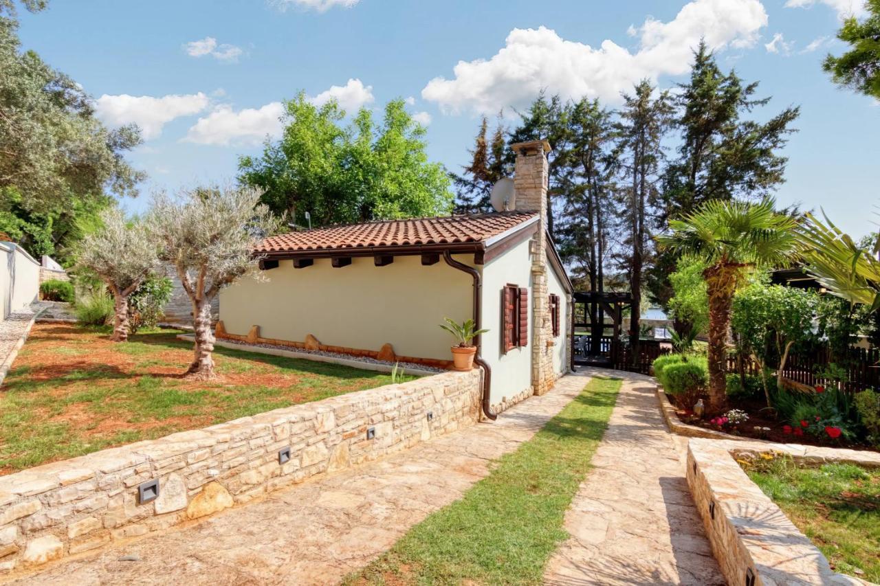Holiday Home Giardino Marino Pomer Dış mekan fotoğraf