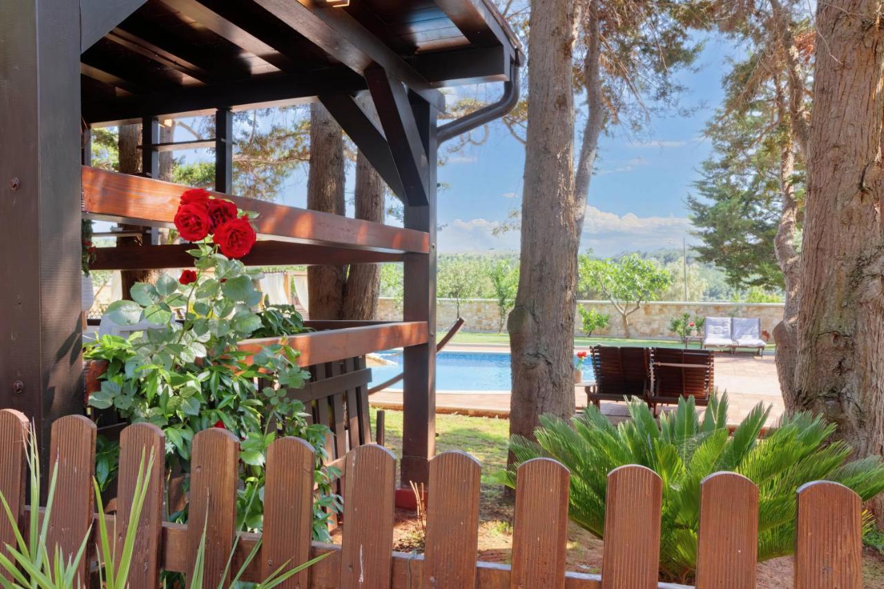 Holiday Home Giardino Marino Pomer Dış mekan fotoğraf