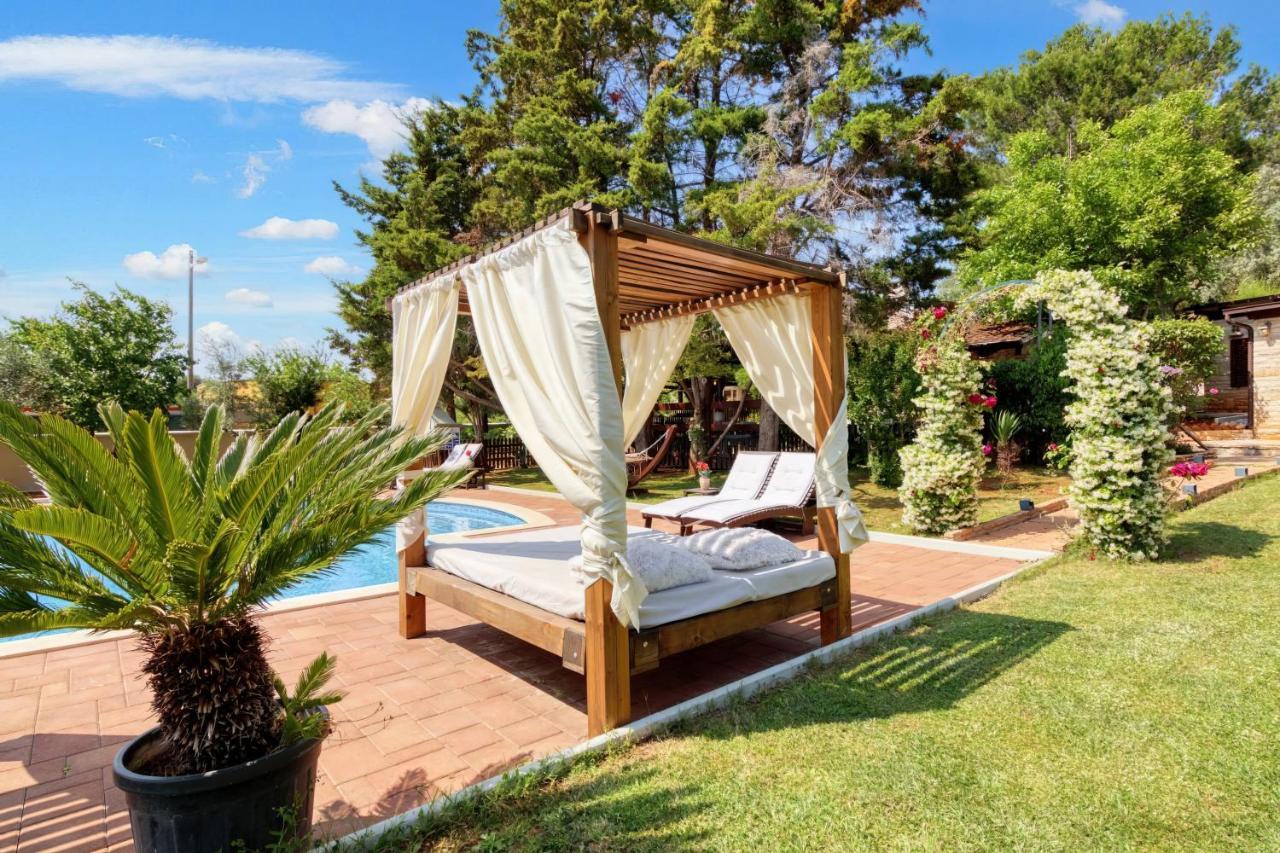 Holiday Home Giardino Marino Pomer Dış mekan fotoğraf