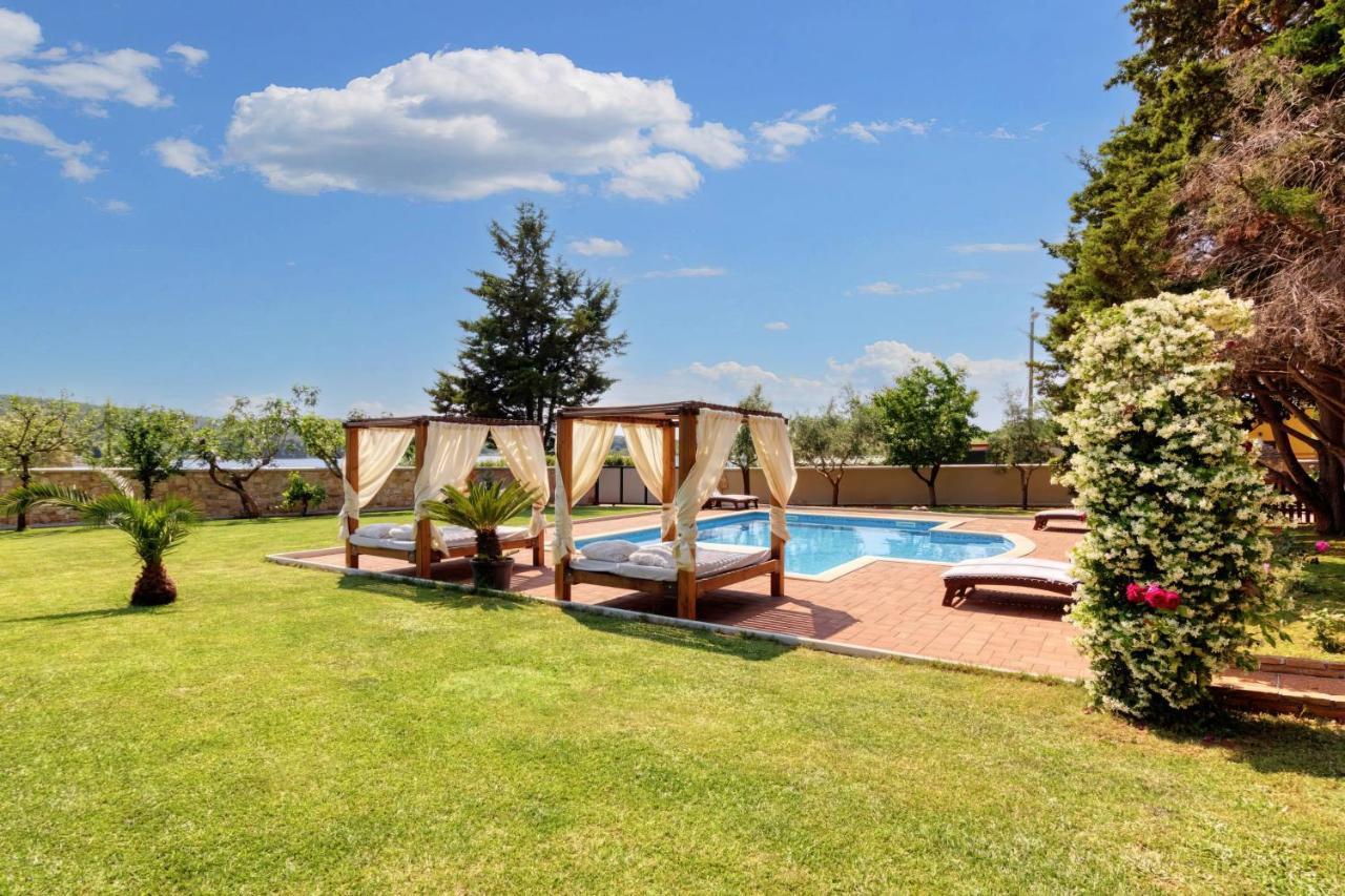 Holiday Home Giardino Marino Pomer Dış mekan fotoğraf